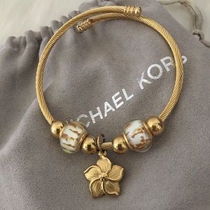 Pandora Jewelry - pandora bangle Pandora Jewelry - pandora bangle